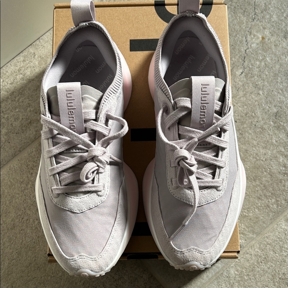 Lululemon CrossCity Sneaker
